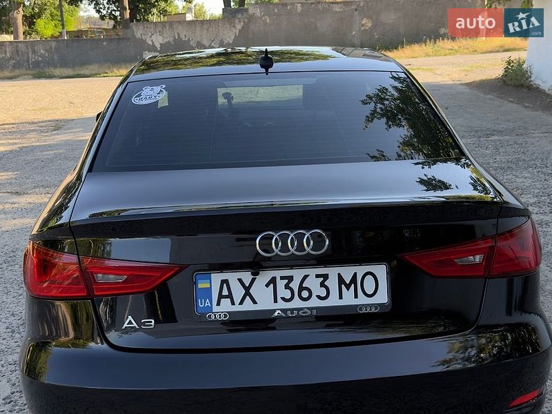 Седан Audi A3 2014 в Кодыме