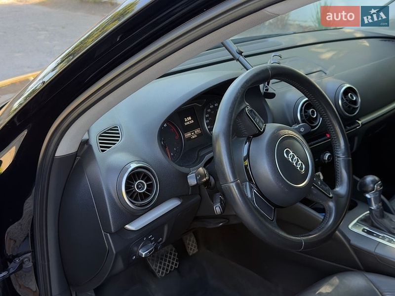 Седан Audi A3 2014 в Кодыме