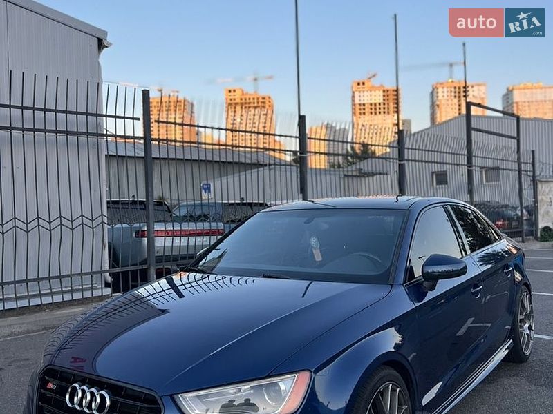 Седан Audi A3 2015 в Киеве