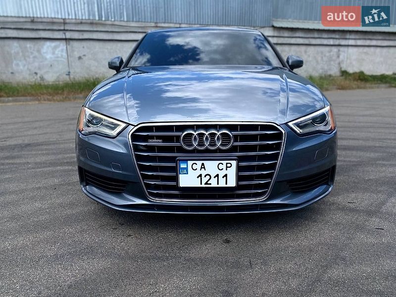 Седан Audi A3 2015 в Киеве