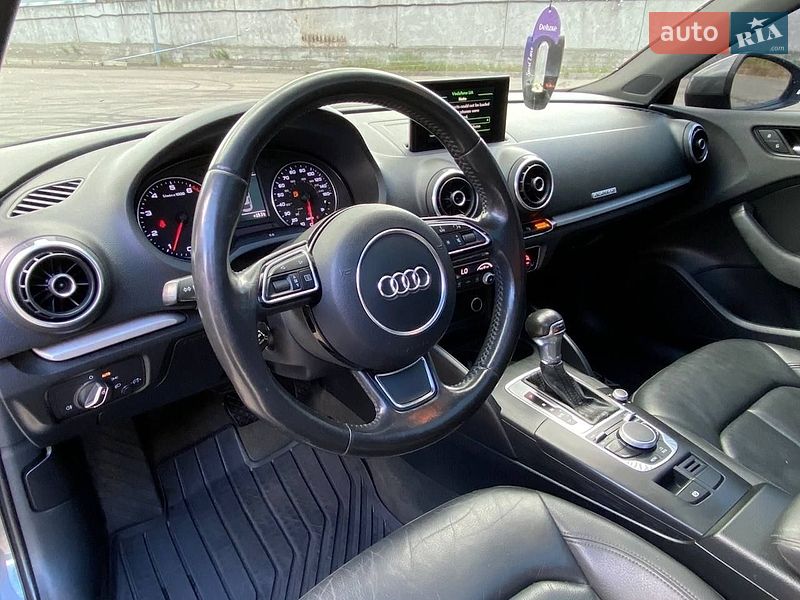 Седан Audi A3 2015 в Киеве