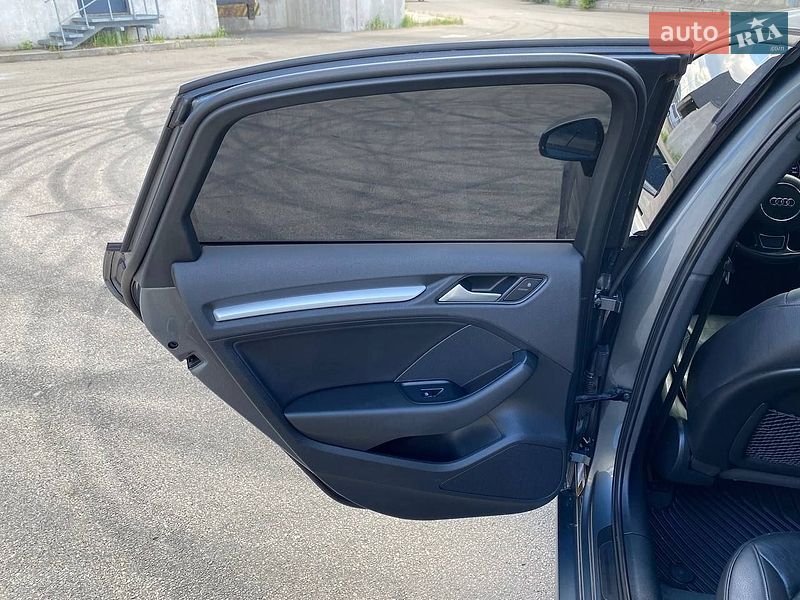 Седан Audi A3 2015 в Киеве