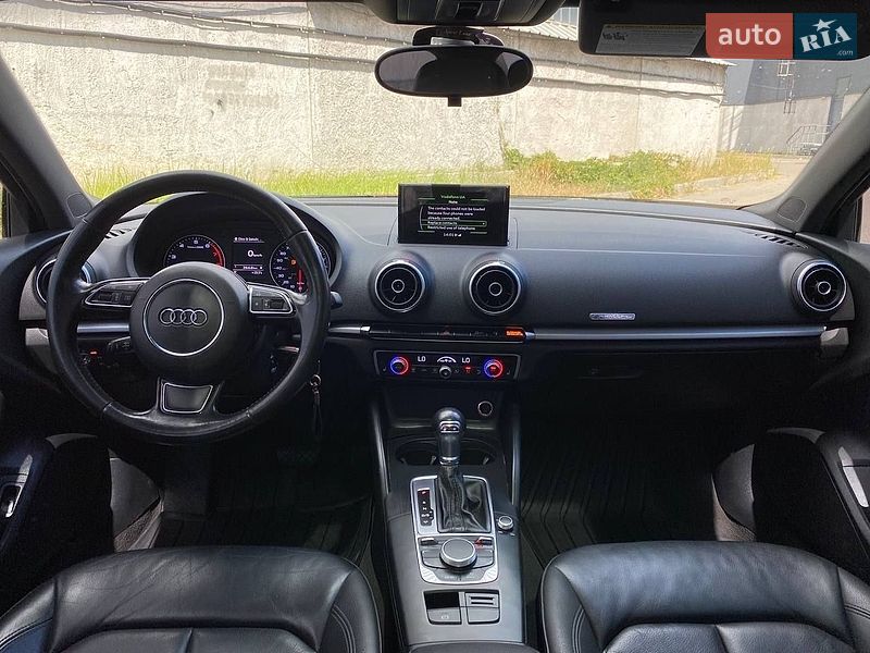 Седан Audi A3 2015 в Киеве