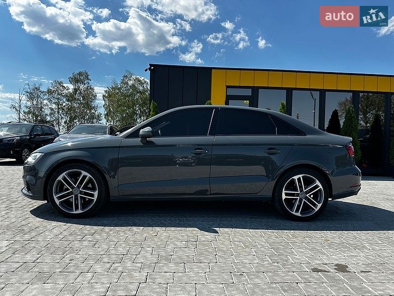 Седан Audi A3 2020 в Ивано-Франковске