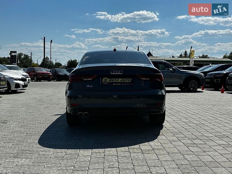 Седан Audi A3 2020 в Ивано-Франковске