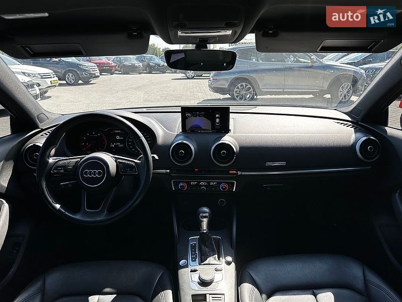 Седан Audi A3 2020 в Ивано-Франковске