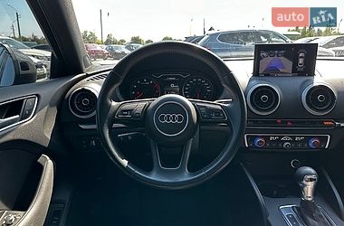 Седан Audi A3 2020 в Ивано-Франковске