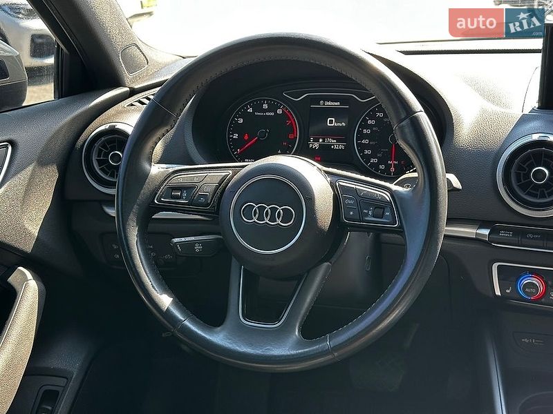 Седан Audi A3 2020 в Ивано-Франковске