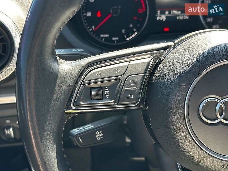 Седан Audi A3 2020 в Ивано-Франковске