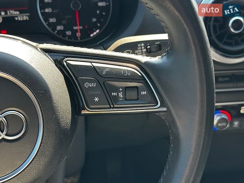 Седан Audi A3 2020 в Ивано-Франковске