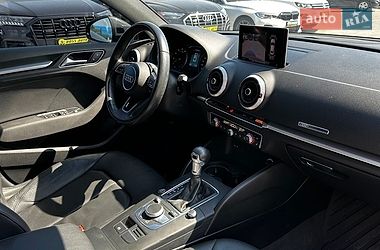 Седан Audi A3 2020 в Ивано-Франковске