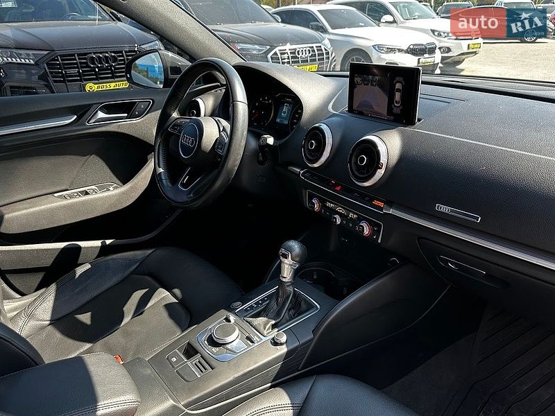 Седан Audi A3 2020 в Ивано-Франковске