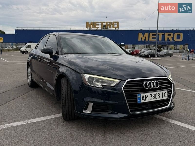 Седан Audi A3 2016 в Житомире