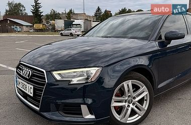 Седан Audi A3 2016 в Житомире