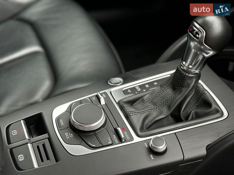 Седан Audi A3 2015 в Малине