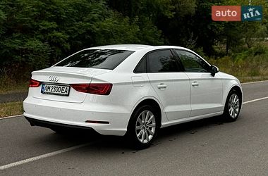 Седан Audi A3 2015 в Малине