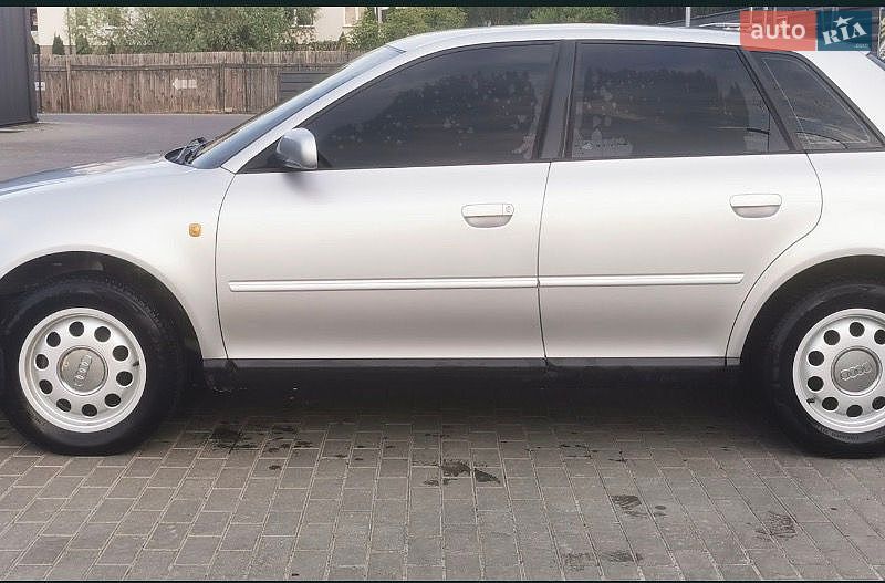 Хэтчбек Audi A3 2000 в Любомле