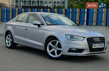 Седан Audi A3 2013 в Киеве