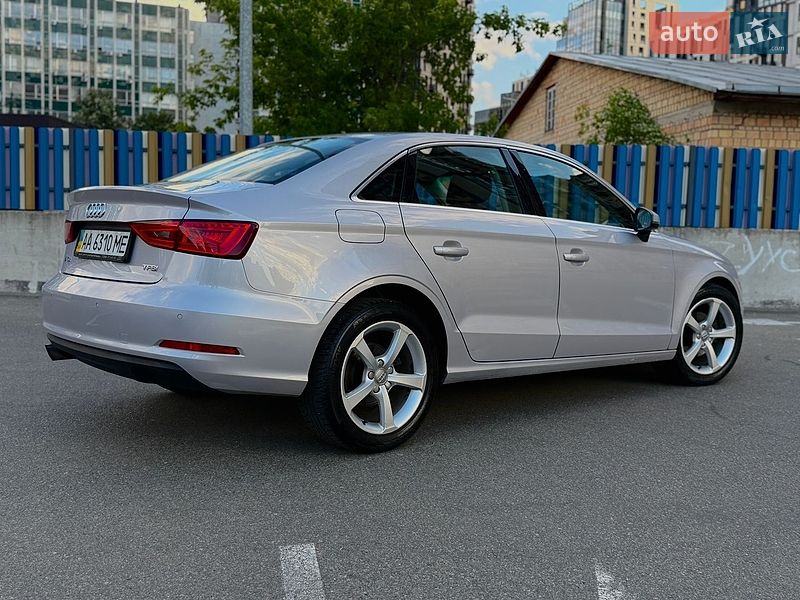 Седан Audi A3 2013 в Киеве