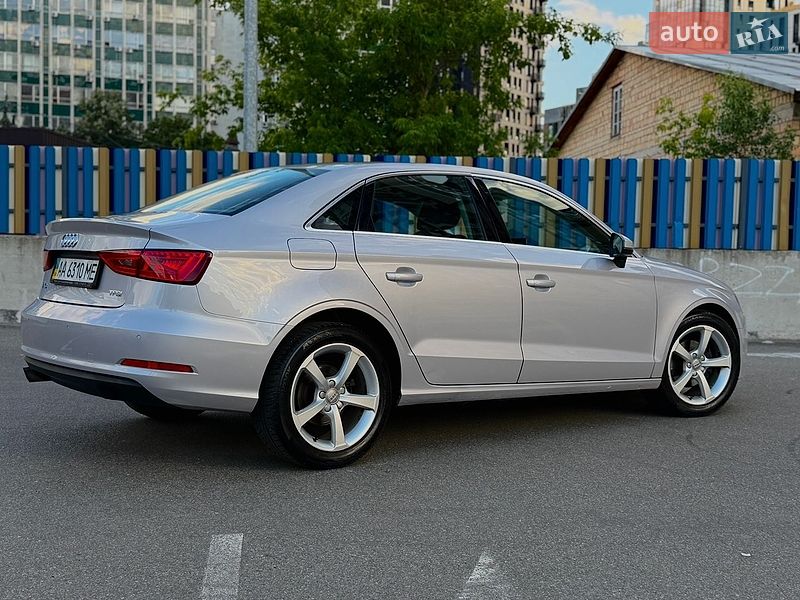 Седан Audi A3 2013 в Киеве