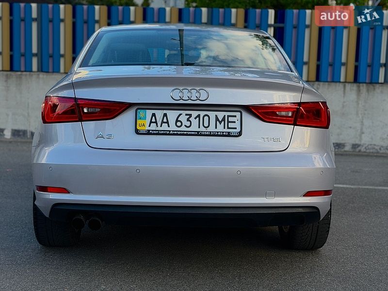Седан Audi A3 2013 в Киеве