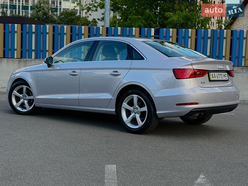 Седан Audi A3 2013 в Киеве