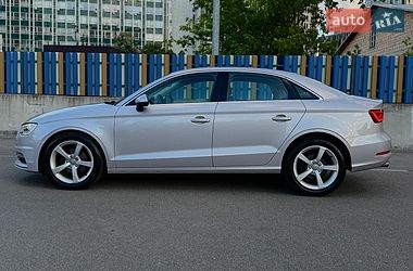Седан Audi A3 2013 в Киеве