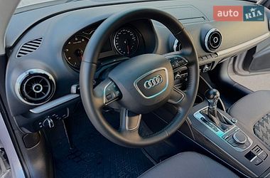 Седан Audi A3 2013 в Киеве