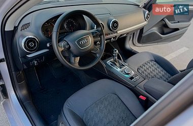 Седан Audi A3 2013 в Киеве