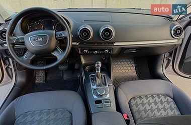 Седан Audi A3 2013 в Киеве