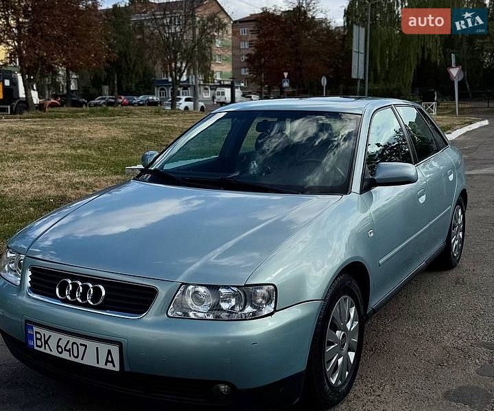 Хетчбек Audi A3