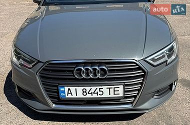 Седан Audi A3 2017 в Киеве