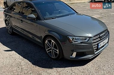 Седан Audi A3 2017 в Киеве