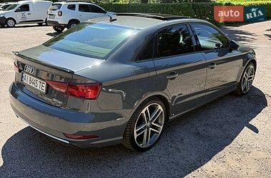 Седан Audi A3 2017 в Киеве