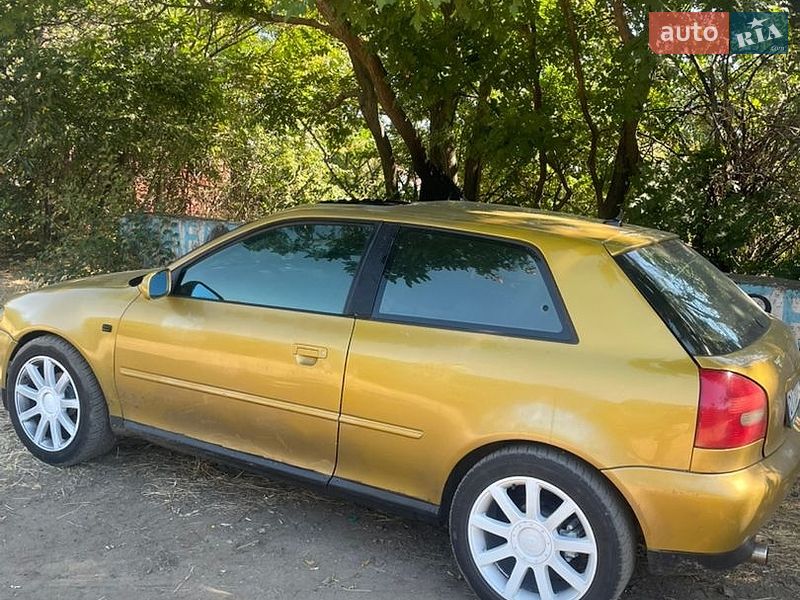 Хэтчбек Audi A3 1997 в Буче