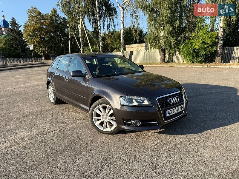 Хэтчбек Audi A3 2011 в Первомайске