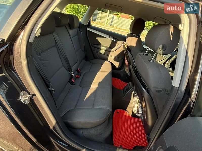 Хэтчбек Audi A3 2011 в Первомайске