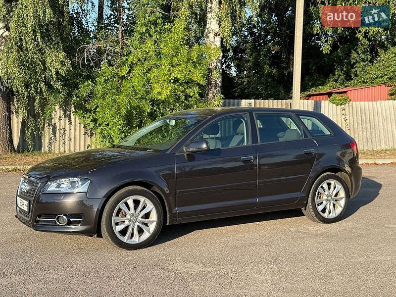 Хэтчбек Audi A3 2011 в Первомайске