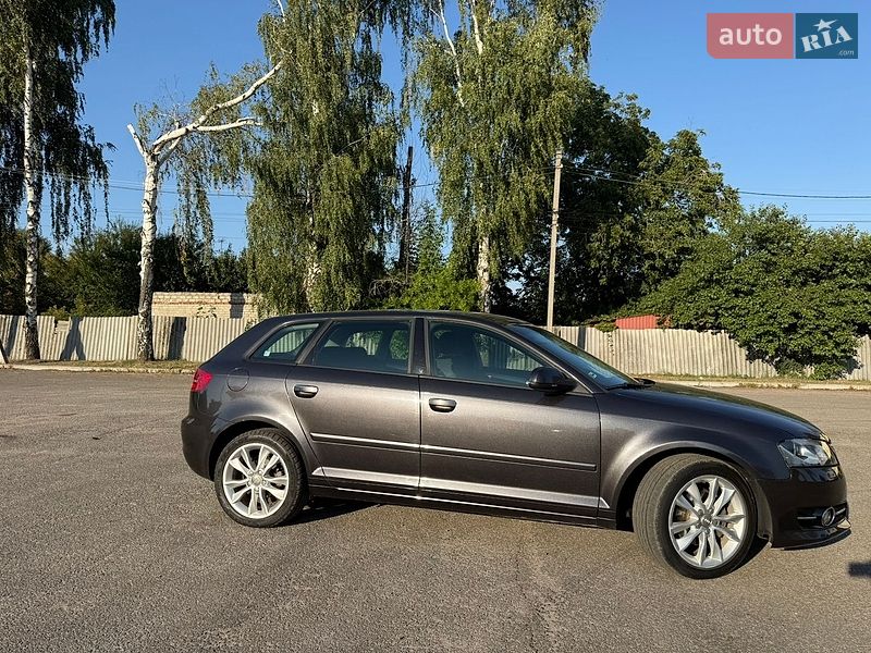 Хэтчбек Audi A3 2011 в Первомайске