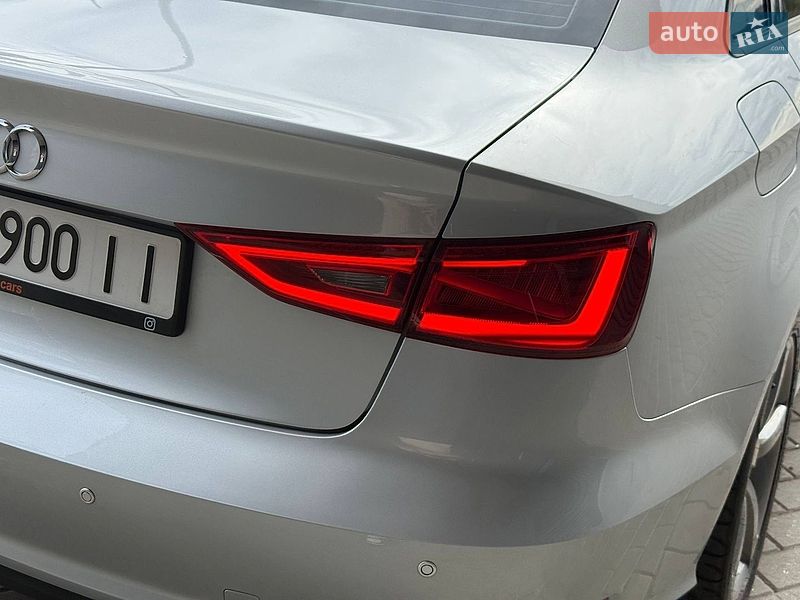 Седан Audi A3 2014 в Киеве