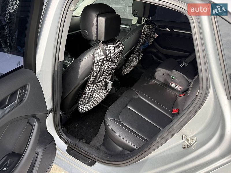 Седан Audi A3 2014 в Киеве