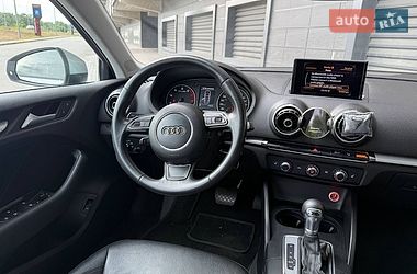 Седан Audi A3 2014 в Киеве