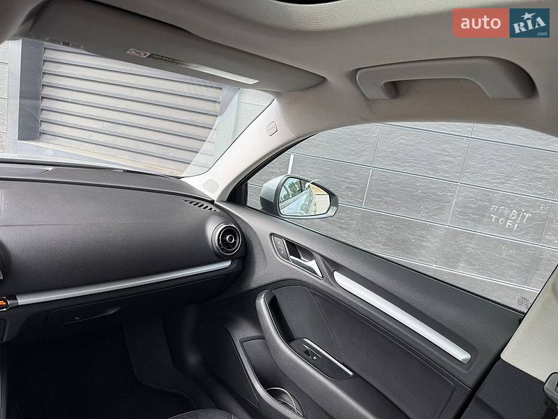 Седан Audi A3 2014 в Киеве