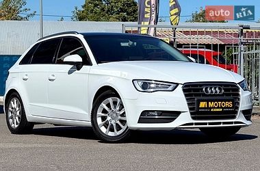 Хэтчбек Audi A3 2015 в Киеве