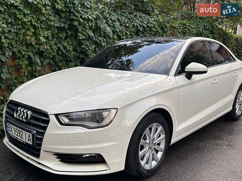 Седан Audi A3 2015 в Хмельницком