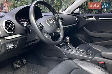 Седан Audi A3 2015 в Хмельницком
