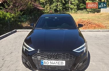 Седан Audi A3 2023 в Ужгороді