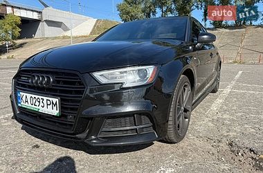 Седан Audi A3 2017 в Киеве
