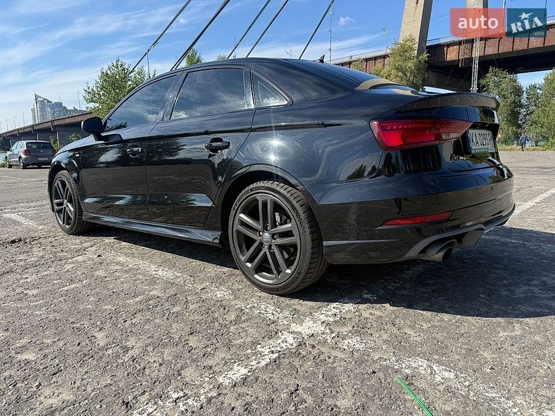 Седан Audi A3 2017 в Киеве