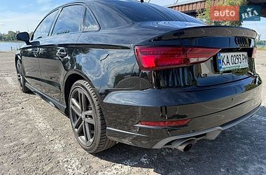 Седан Audi A3 2017 в Киеве